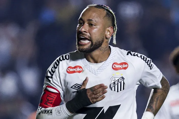 Neymar Madridning "Real" futbolchisini dunyodagi eng yaxshi yarim himoyachi deb atadi