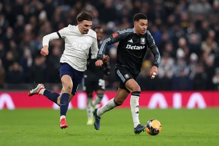 "Aston Villa" Angliya Kubogining uchinchi raundi o'yinida "Tottenxem" ni mag'lub etdi