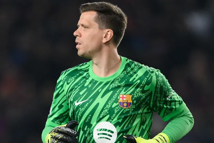 Voytsek Shchensniy Ispaniya Superkubogida" Real " ni mag'lubiyatga uchratganidan keyin chekuvchi va ichuvchi sifatida olib tashlandi