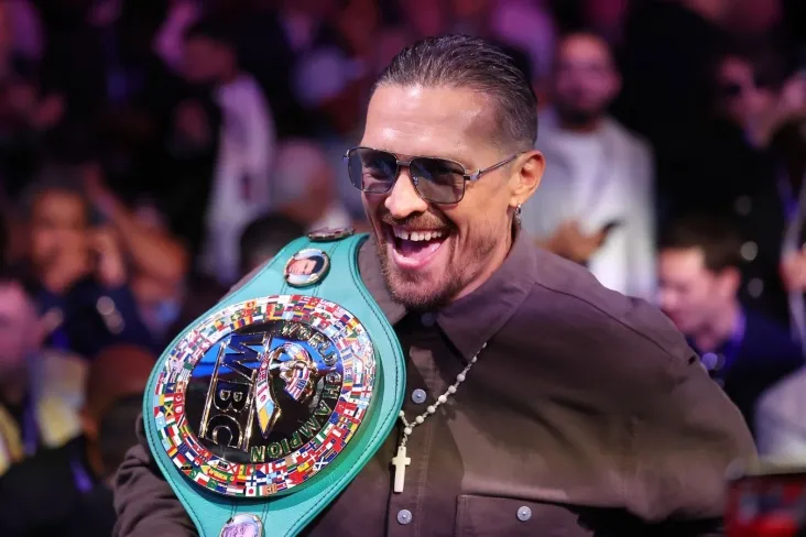 ESPN 2026-yilda dunyodagi birinchi eng yaxshi 10 ta og'ir vazn toifasini e'lon qildi. Fury top-3da