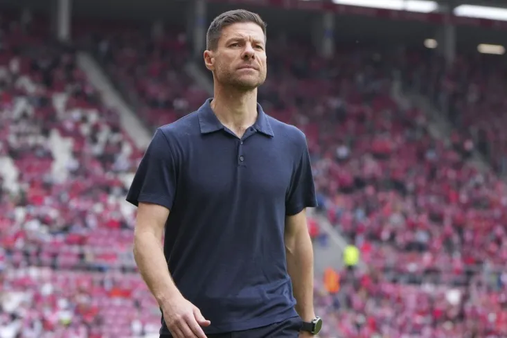 Alonso "Real Madrid" ning ba'zi o'yinchilari o'zlarini yomon kuzatadilar va ovqatlanadilar — ESPN