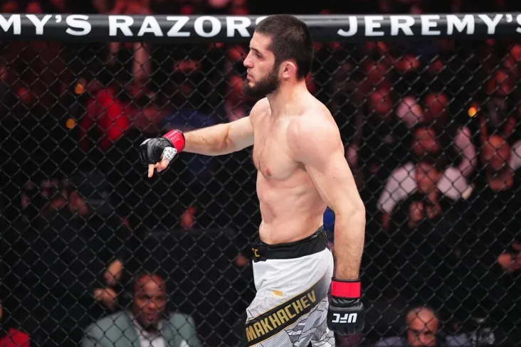 Mahachev: men oq uyda jang qilishni xohlardim, lekin jamoa bu fikrni ma'qullamaydi