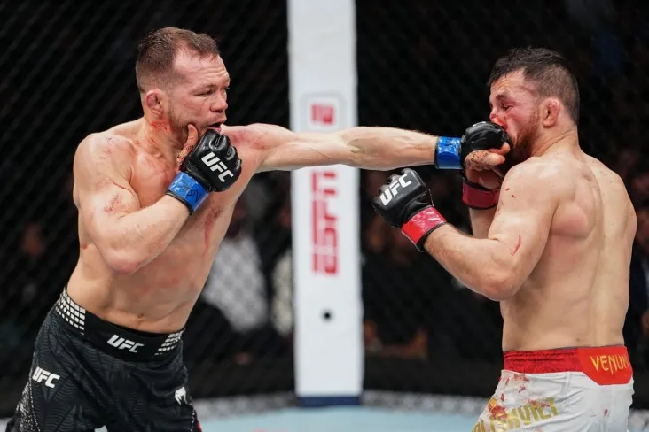 Islom Maxachev Piter Yan uni Merab Dvalishvili bilan revanshda hayratda qoldirganini tan oldi