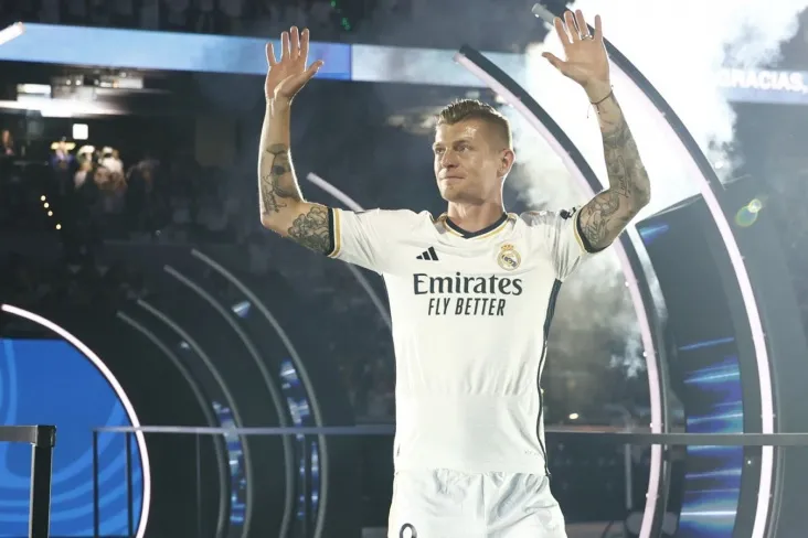 Kroos "Barselona" bu mavsumda hech qanday xalqaro kubokni qo'lga kirita olmasligini aytdi