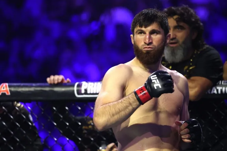 Magomed Ankalaev qaytishini e'lon qildi