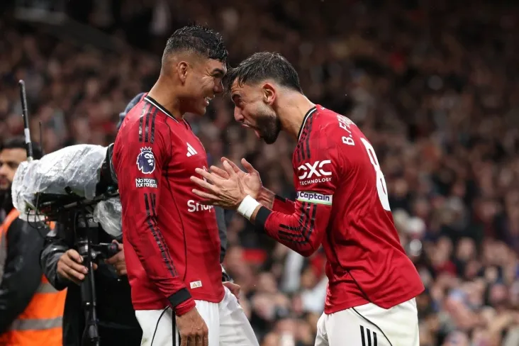 Kazemiro o'ynagan o'yinlar soni tufayli avtomatik ravishda "MU" bilan shartnomani uzaytirishi mumkin