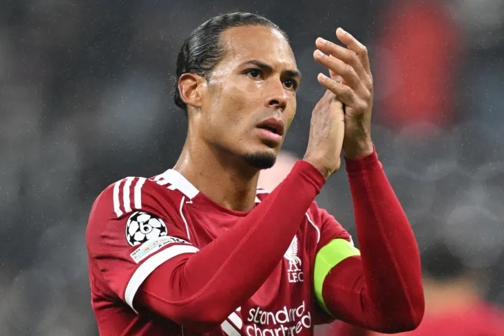"Liverpul" kapitani Virjil van Deyk jamoaning joriy seriyasini baholadi