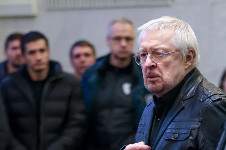 Elagin:" Manchester Yunayted " albatta ko'tariladi, keyin, qo'pol mittilar, - titrang!