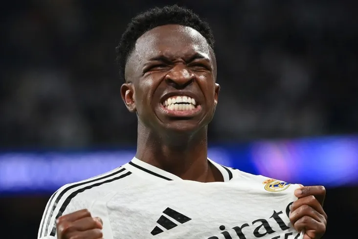 Arbeloa: men "Real" o'yinchilaridan Vinisiusni tez-tez o'tkazib yuborishlarini so'rayman. Men unga murabbiylik qilayotganimdan faxrlanaman