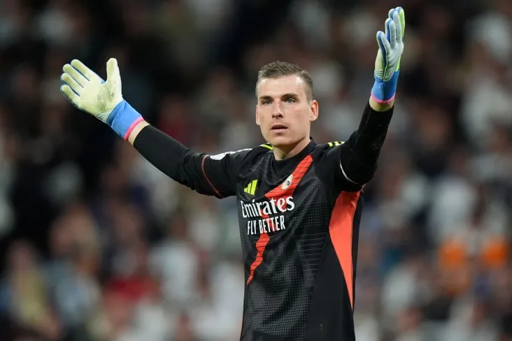 "Chelsi" Luninni qiziqtiradi, "Real" darvozaboni London klubiga o'tishga tayyor-Daily Mail