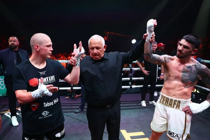 Malinyajining sobiq jahon chempioni: Zerafa Nikita Tszyu bilan jangda taslim bo'ldi