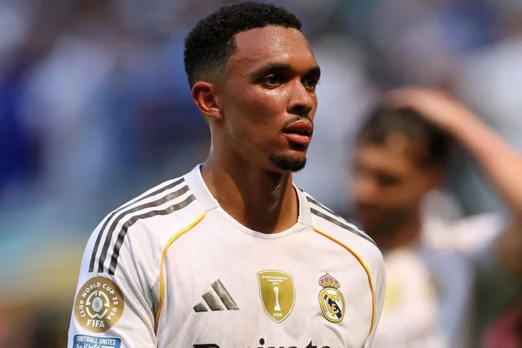 "Real" da Aleksandr-Arnoldning klubdagi kelajagi haqida shubha bor The Touchline