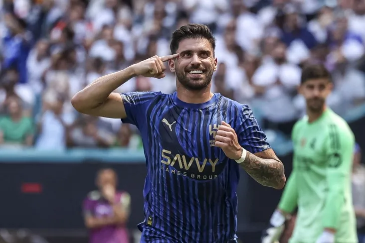 "Manchester Yunayted" "Al-Hilal" ga yarim himoyachi — Konur transferi uchun 23 million yevro taklif qildi