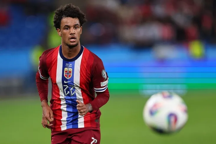 "Fulxem ""Manchester Siti" hujumchisi sifatida kuchaymoqchi-BBC