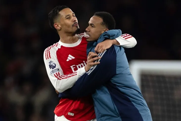 "Arsenal" dan Saliba va Gabriel Ferdinand-Vidich juftligining "MU"dagi rekordini takrorlashga yaqin