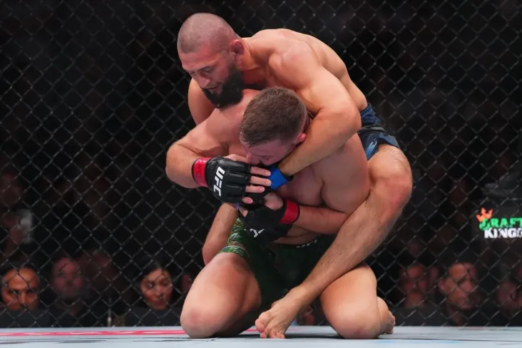 Du Plessi-Chimaev bilan jang haqida: men zerikdim