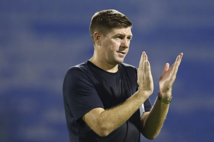 Jerrard Marsel bilan o'yindan keyin uning so'zlari uchun Liverpul murabbiyi Slot tanqid