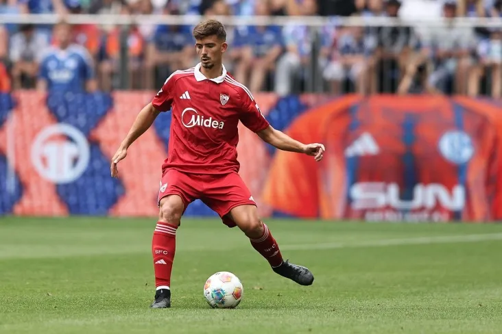 TsSKA Sevilya himoyachisi Salasa-Tortosaga 8 million evro taklif qildi