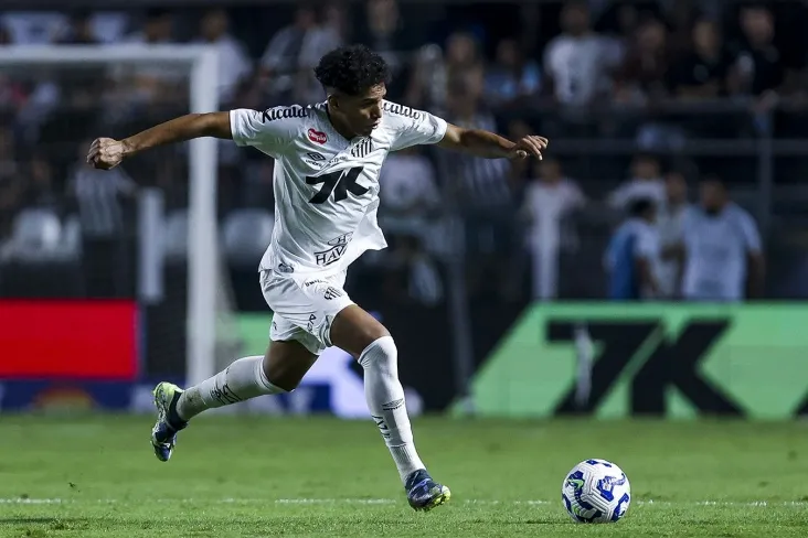 "Tottenxem ""Santos" bilan 19 yoshli Souzani transfer qilish to'g'risida kelishuvga erishganini tasdiqladi