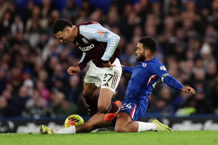 Futbol assotsiatsiyasi "Chelsea" ni shisha bilan sodir bo'lgan voqea uchun 150 ming funt jarimaga tortdi