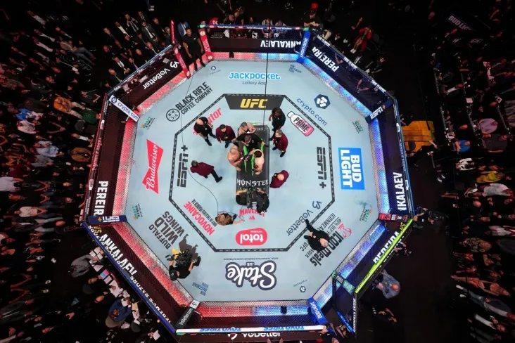 UFC 324: jonli efir, onlayn jonli efirni qanday va qayerda tomosha qilish kerak