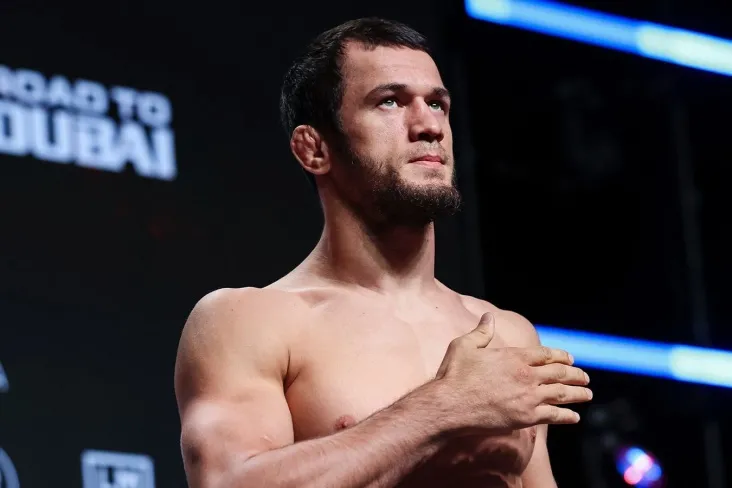 Xaver Mendes: Alfie Devis-Usmon Nurmagomedov uchun xavfli jang