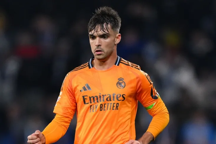 "Real" himoyachisi bir necha hafta davomida singan Sora bilan o'ynadi