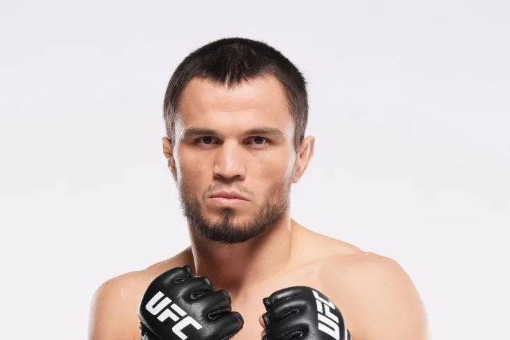 Umar Nurmagomedov-Davison Figueiredu: jonli onlayn jang boshlandi