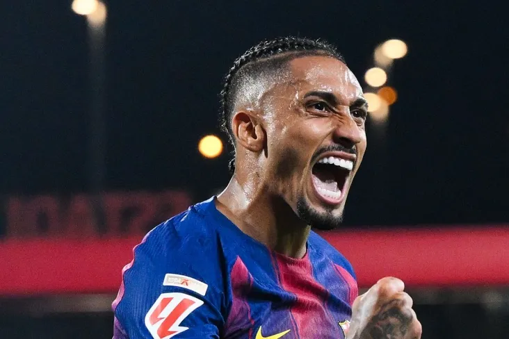 "Barselona" yarim himoyachisi Rafinya joriy mavsumdagi o'yinlari uchun tanqidchilarga javob berdi