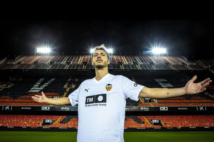 Gvido Rodriges "Vest Xem Yunayted" dan "Valensiya"ga o'tdi