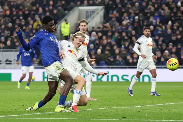 "Everton" APLning 23-turida "Lids Yunayted" dan mag'lubiyatdan qutulib qoldi