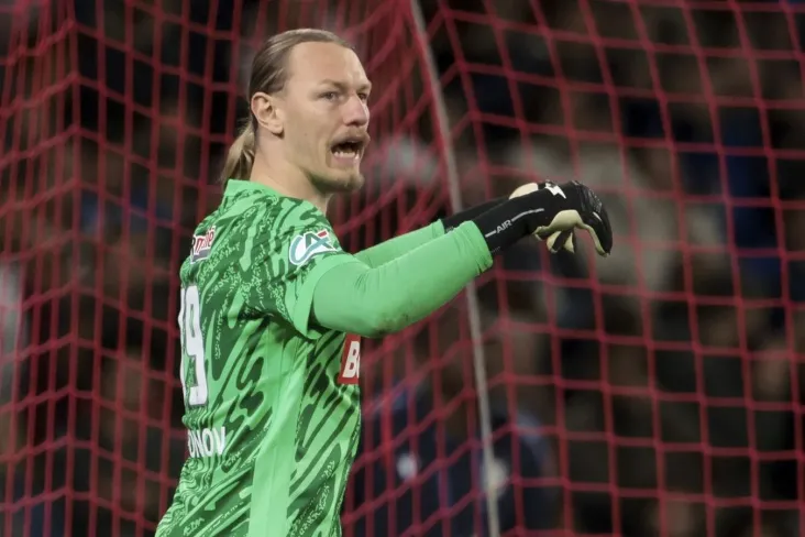 Matvey Safonov "PSJ" ning SOFASCORE tomonidan "Nyukasl" bilan o'tgan o'yin uchun eng yaxshi 5 nafar futbolchiga kirdi.