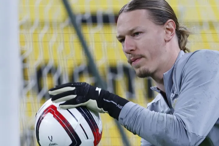 Safonovning birinchi murabbiyi: Matvey"PSJ" ning birinchi raqami bo'lishga loyiqligini isbotladi