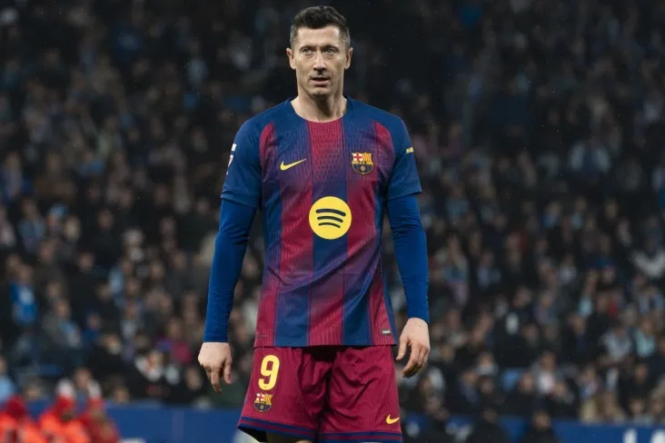 Levandovskining rafiqasi: bu, ehtimol, Robertning Barselonadagi so'nggi mavsumi