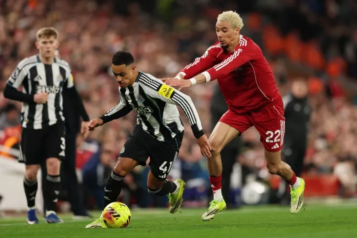 Ekitikaning dubli "Liverpul" ga "Nyuakastl Yunayted" ni 24-turda mag'lub etishga imkon berdi