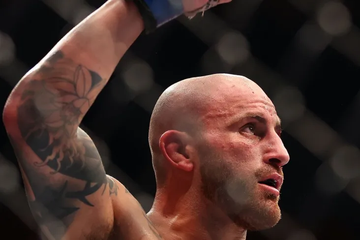 UFC 325 turnirining bonuslari, unda Volkanovskiy Lopesning revanshida g'alaba qozondi