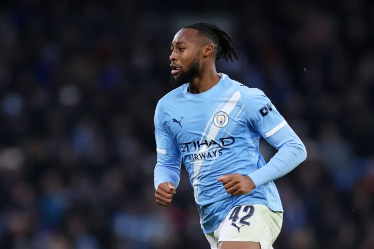 "Faqat sizni sindirmoqchi." "Manchester Siti" dan semeno-Angliyadagi havaskor futbol haqida