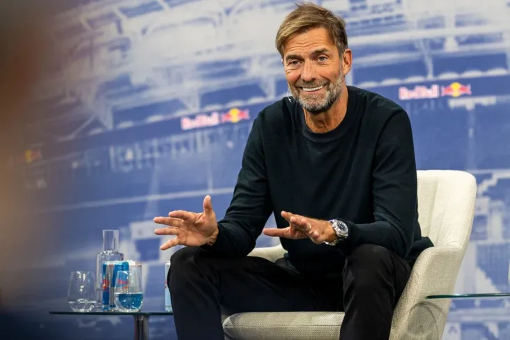 "Manchester Siti" murabbiyi Leynders Kloppning"fuqarolar" shtab-kvartirasida ishlash haqidagi hazilini aytib berdi