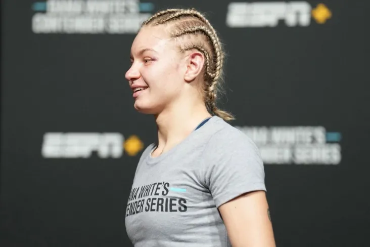 Dudakova xorijiy reklama bilan shartnoma imzolaganini ma'lum qildi