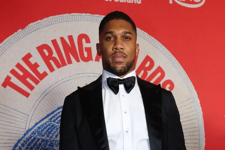 Islom Maxachev Entoni Joshuani Dog'istonga taklif qildi