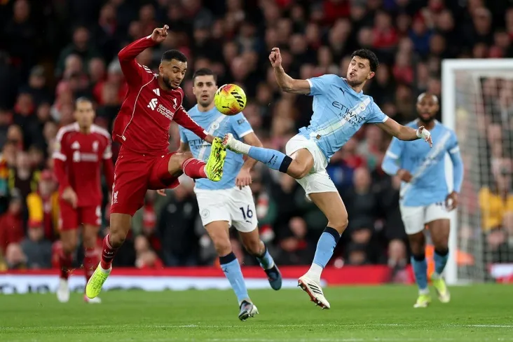 "Manchester Siti "" Liverpul " ni mag'lub etib, APL o'yinining oxirida g'alaba qozondi