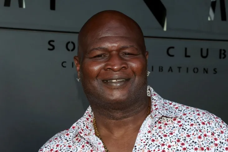 Boks bo'yicha sobiq jahon chempioni: mo'ylov buyuk emas, balki vasatlikdir. Men uni nokaut qilardim