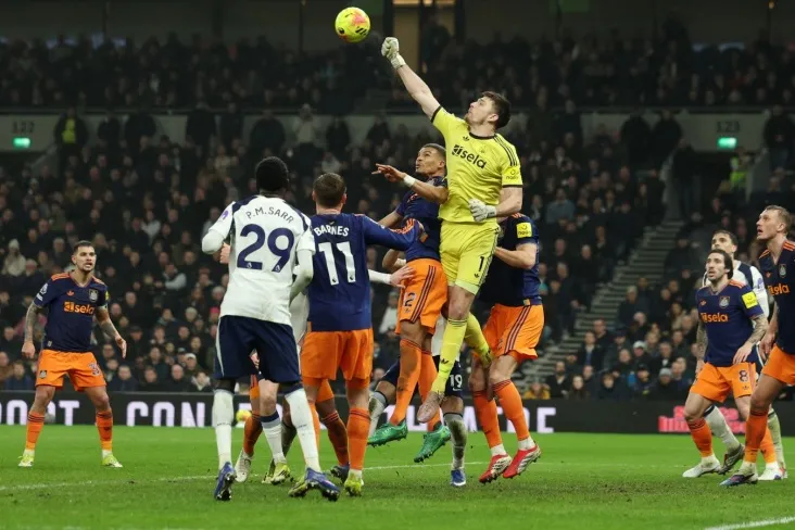 "Nyuakastl Yunayted "APLning 26-turida" Tottenxem Hotspur " ni mag'lub etdi