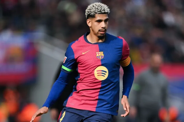 Vinisius Ronald Arauxoni psixologik muammolar tufayli tanaffus paytida qo'llab-quvvatladi