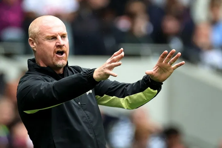 Nottingem APLda mavsum davomida uchinchi bosh murabbiyni ishdan bo'shatdi