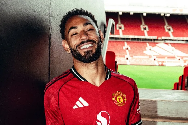 Kunya - "Manchester Yunayted" muxlisining tanlovi haqida: men uning soch turmagiga umuman ahamiyat bermayman