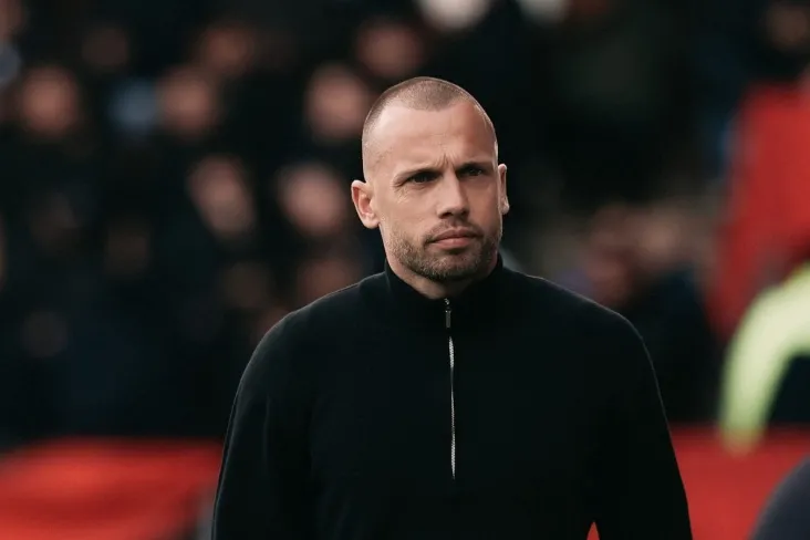 Jon Xaytinga 33 kunlik murabbiylar shtabida ishlaganidan so'ng "Tottenxem" ni tark etdi