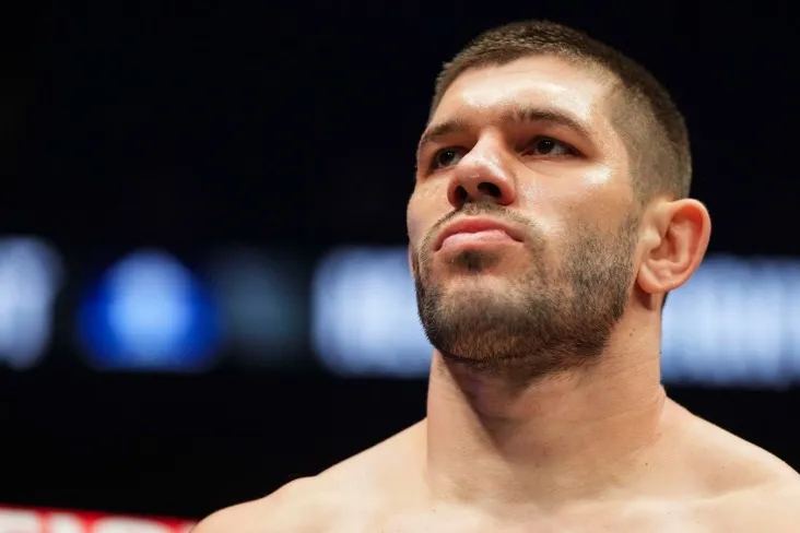 Valentin Moldavskiy yarim og'ir vazn toifasida karerasini bir vaqtning o'zida ikkita ligada davom ettirishini e'lon qildi