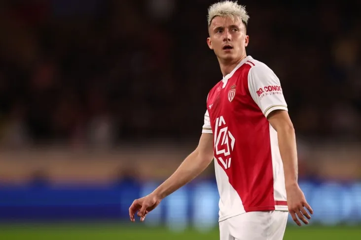 Golovin LCH o'yinida eng past bahoga ega bo'ldi. Safonov"PSJ" tarkibidagi eng yomon