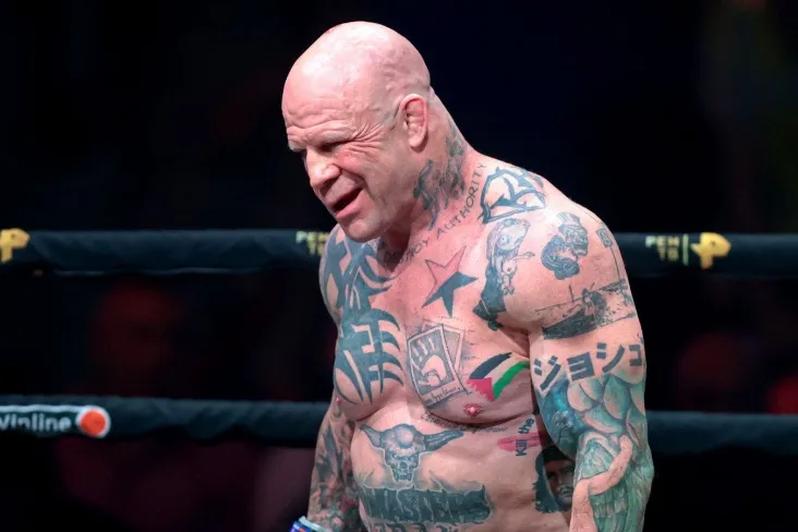 "Buning uchun men sevaman." Jeff Monson nima uchun Rossiya uning uyiga aylanganiga javob berdi
